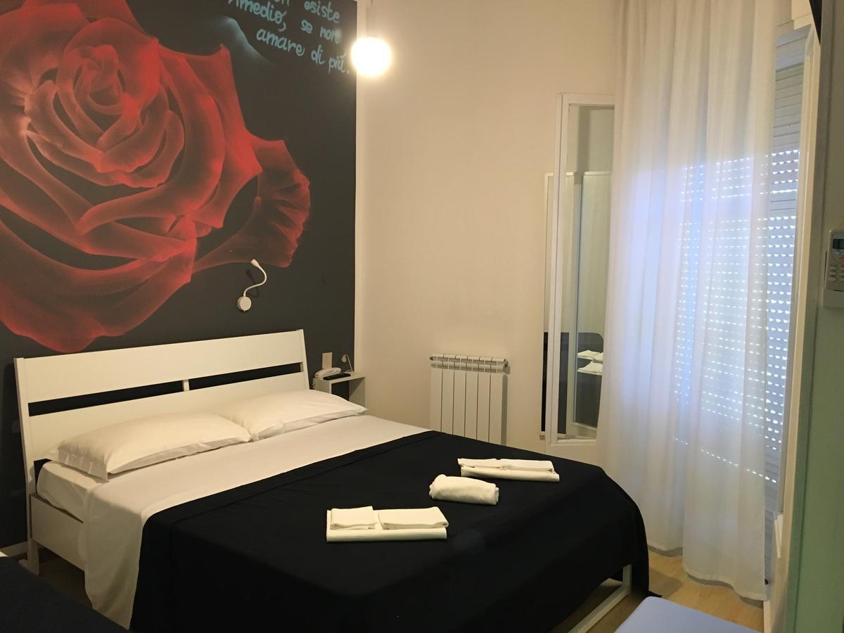 X Hotel Punta Marina Eksteriør billede